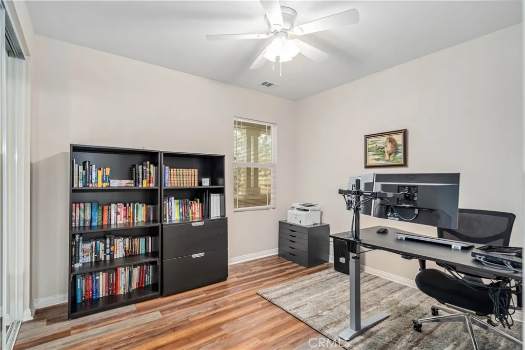 42715 Raywood, Lancaster, California 93536 home-pic-34